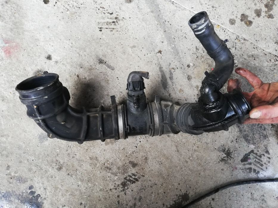 Furtunuri conducta carcasa filtru aer debitmetru Opel Vectra B 2.0 dti