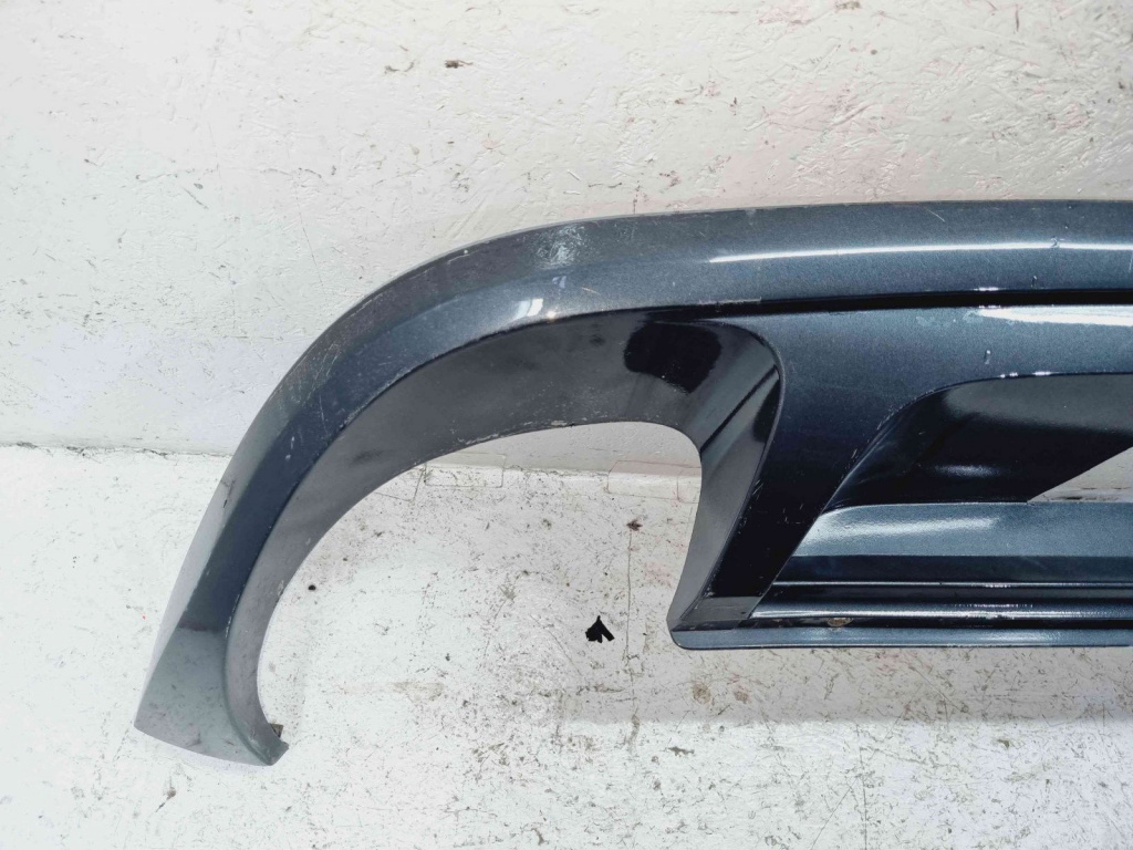 Fusta bara spate Volkswagen Touareg Facelift [Fabr 2015-2018] 7P6807568G