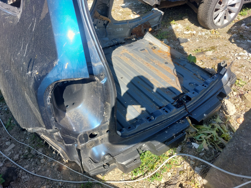 Fusta Tabla Spate Dacia Duster 1.3 Benzina 2019, 4X2