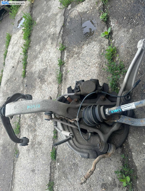 Fuzeta Butuc cu Rulment si Senzor ABS Dreapta Fata BMW X5 E70 3.0 D 2006 - 2011 [K4937]