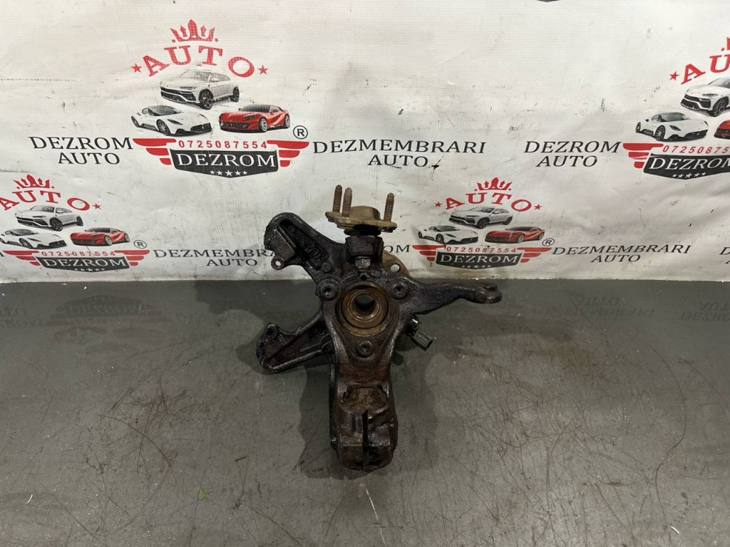 Fuzeta cu 3 prinderi si suport etrier 1K0407255T VW Golf V Hatchback (1K1) 1.6 MultiFuel 102 cai CCSA