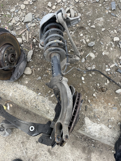 Fuzeta cu amortizor dreapta fata Audi Q5 2.0 Motorina 2012