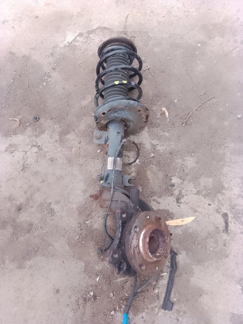 Fuzeta cu amortizor stanga fata Citroen Cactus 1.6 Motorina 2015