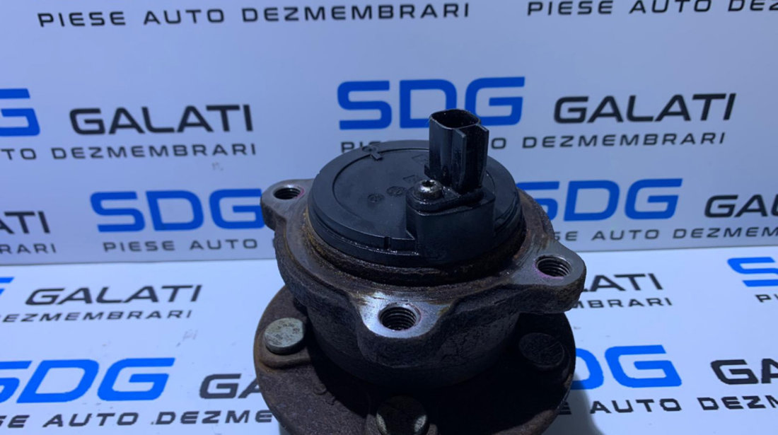 Fuzeta cu Butuc / Rulment Dreapta Spate Ford Focus 3 2010 - 2018