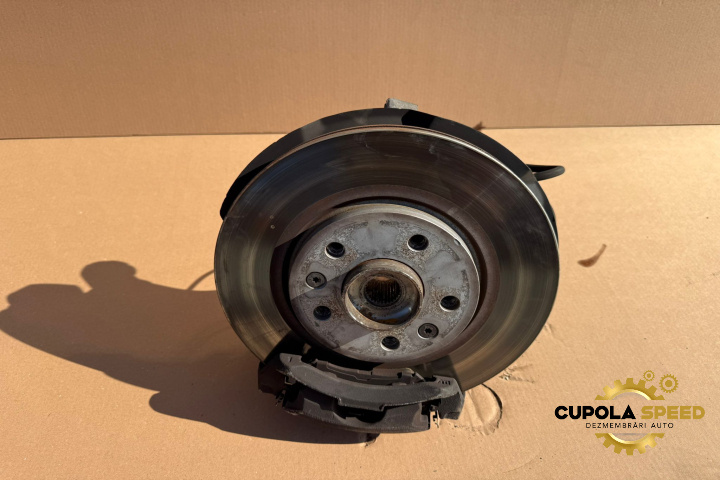 Fuzeta cu etrier si disc dreapta fata Renault Talisman [2012 - 2020]