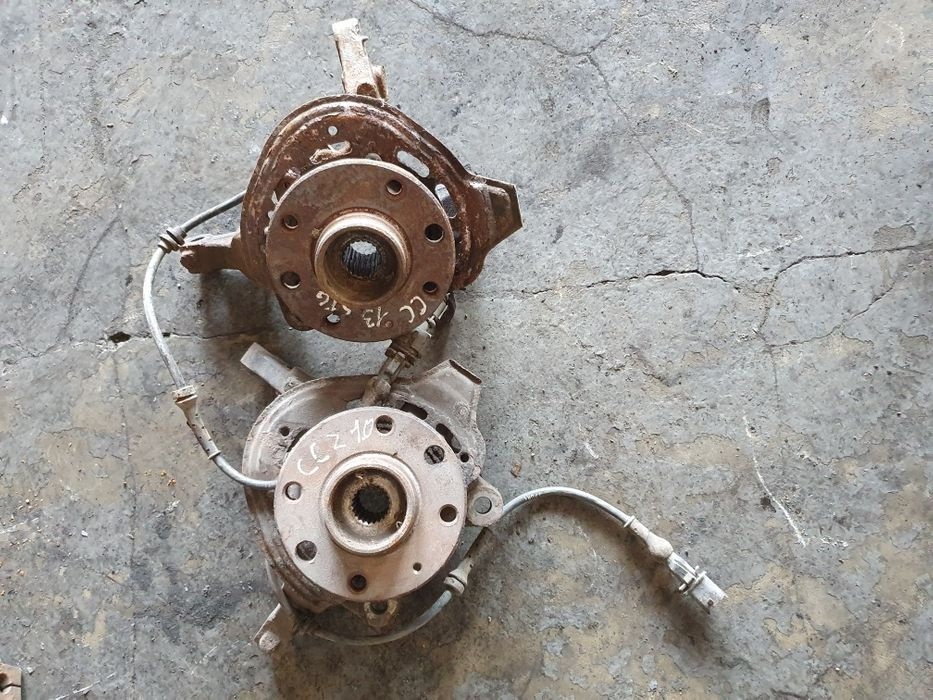 Fuzeta cu rulment senzor ABS Opel Corsa C 1.3 1.7 4X100