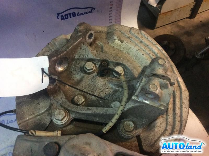 Fuzeta Dreapta 3.0 D Aluminiu BMW 3 E90 2005