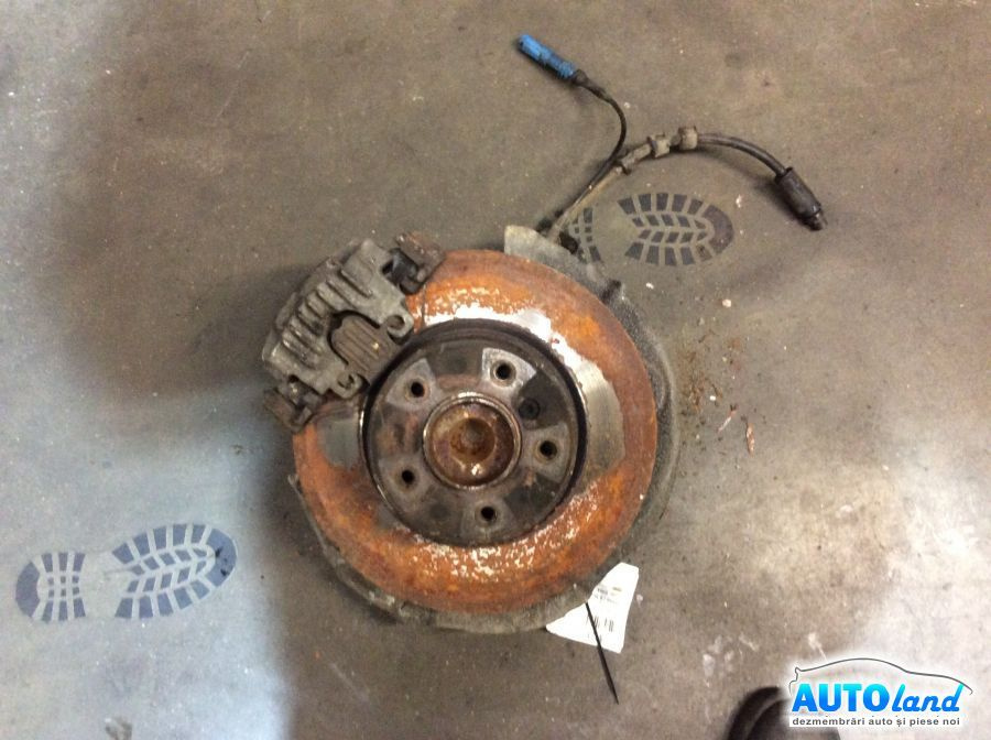 Fuzeta Dreapta BMW 5 Touring E61 2004