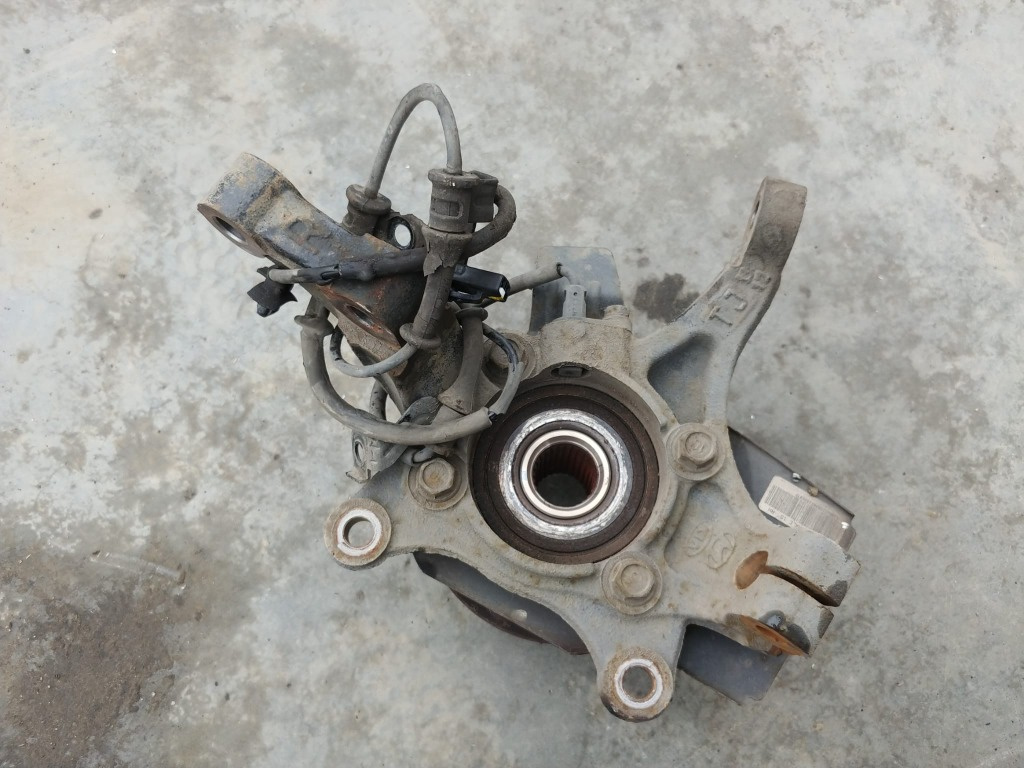 Fuzeta dreapta fata 1.4 benz g4fa kia ceed 2