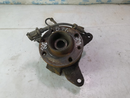 Fuzeta dreapta fata 1.6 benzina K4M700 Renault Megane [facelift] [1999 - 2003] 1.6 benzina K4M700