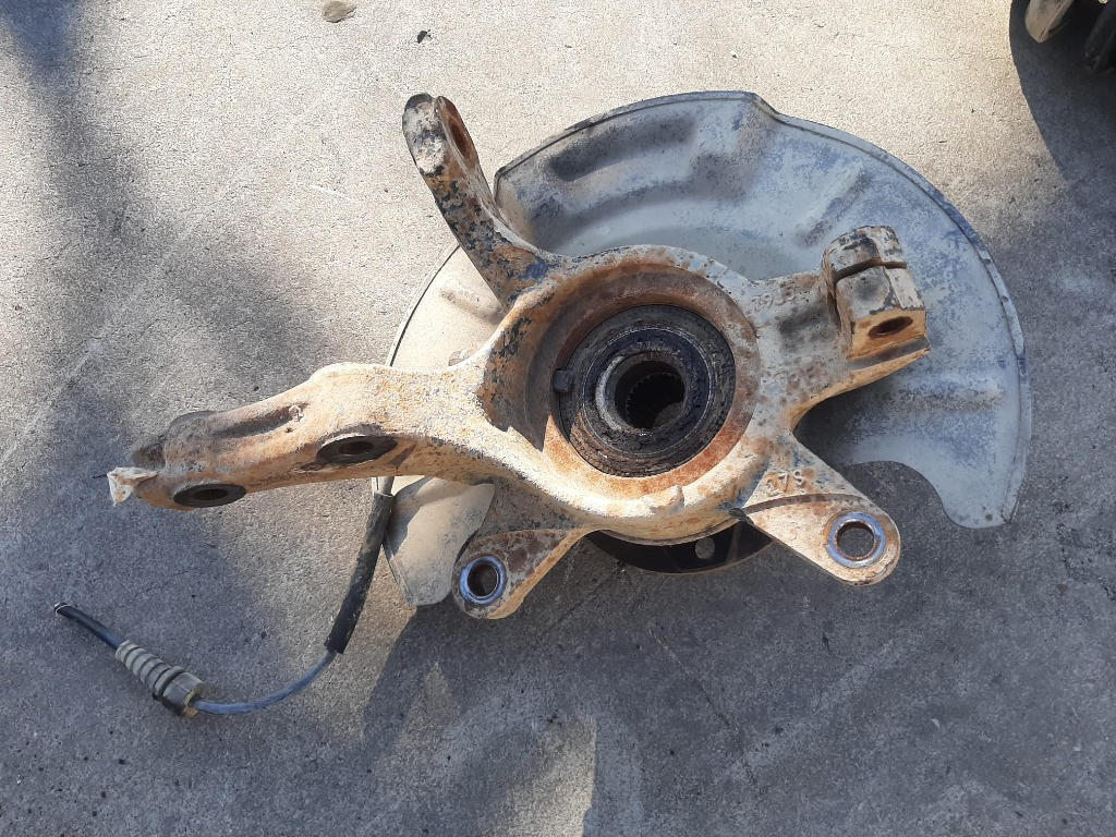 Fuzeta dreapta fata 1.9 d suzuki sx4 fiat sedici