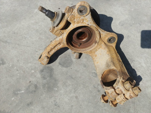 Fuzeta dreapta fata 1.9 tdi axc vw t5 2003-2008