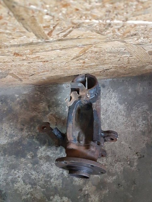 Fuzeta dreapta fata 1k0407256aa audi a3 8p 2003-2013