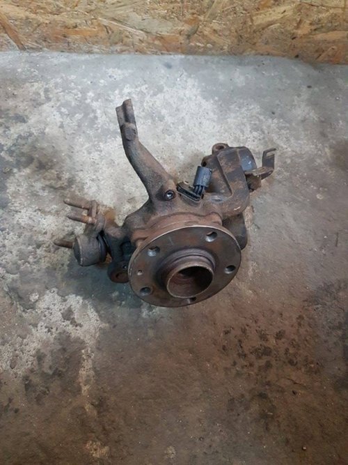 Fuzeta dreapta fata 1k0407256aa skoda octavia II 2004-2013