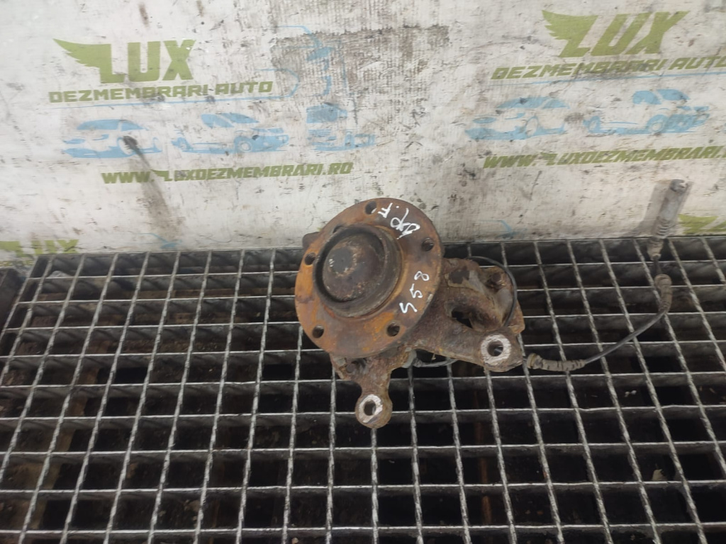 Fuzeta dreapta fata 2.0 d 204D1 BMW Seria 3 E46 [1997 - 2003] 2.0 d 204D1