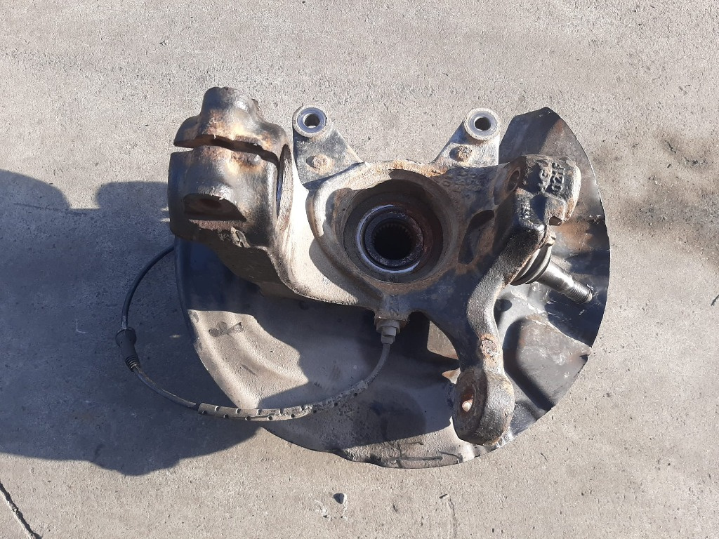 Fuzeta dreapta fata 2.0 d 204d4 bmw x3 e83 4x4