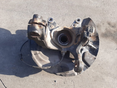 Fuzeta dreapta fata 2.0 d 204d4 bmw x3 e83 4x4