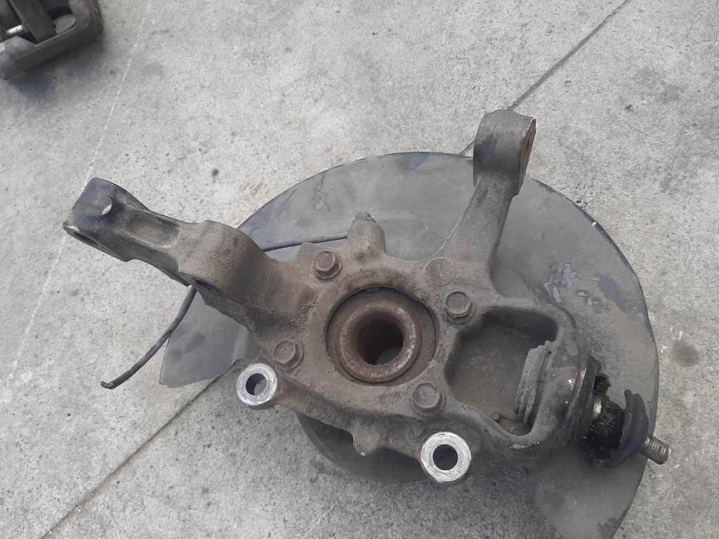 Fuzeta dreapta fata 2.0 d fiat freemont 345