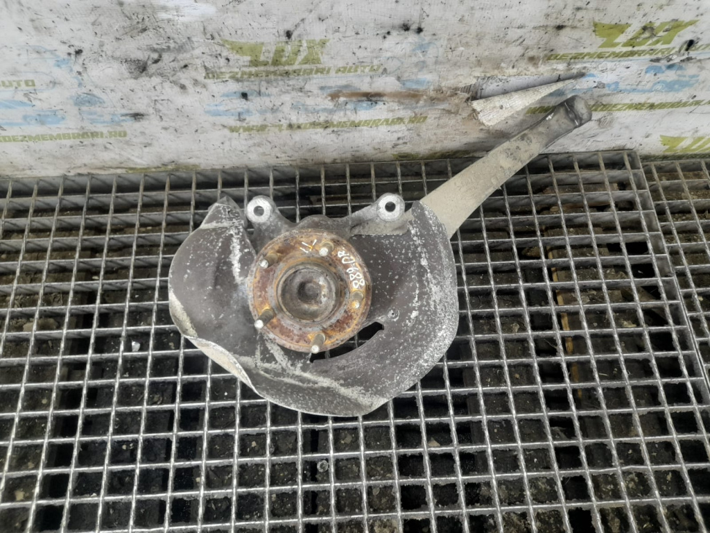 Fuzeta dreapta fata 2.7 TDV6 C2C40483 Jaguar XF X250 [2007 - 2011] 2.7 TDV6 C2C40483