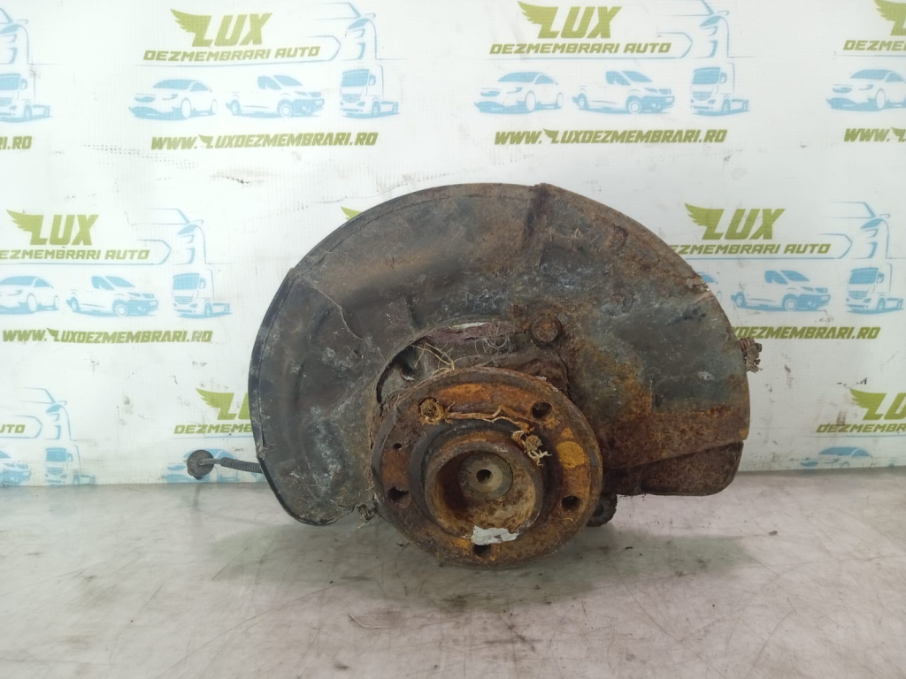 Fuzeta dreapta fata 30683086 2.4 D Volvo XC90 [2002 - 2006]