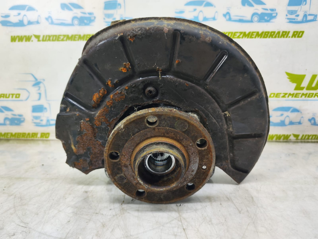 Fuzeta dreapta fata 3c0107258g Volkswagen VW Passat B6 [2005 - 2010]