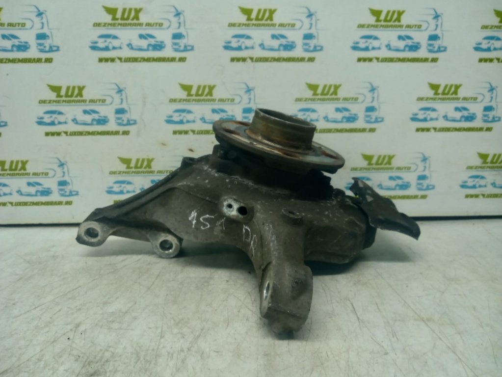 Fuzeta dreapta fata 400140006R 2.0 dci m9r Renault Laguna 3 [2007 - 2011] 2.0 dci m9r