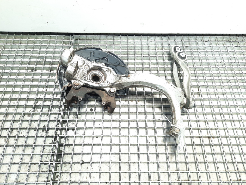 Fuzeta dreapta fata, Audi A4 (8EC, B7) [Fabr 2004-2008] 2.0 tdi, BRE