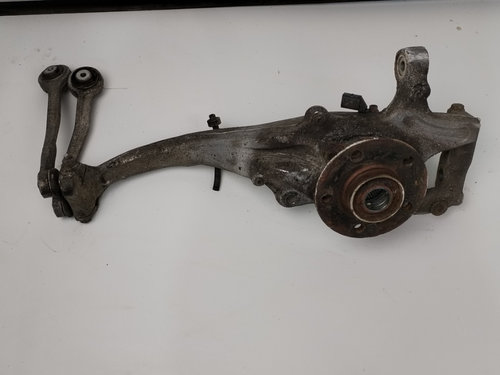 Fuzeta dreapta fata Audi A4 B8 3.0TDI CCWA 8K0407258G