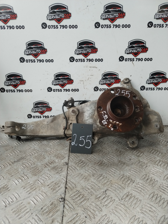 Fuzeta dreapta fata BMW Seria 5 (2010-2017) [F10] 2.0 Motorina 2011, FĂRĂ COD