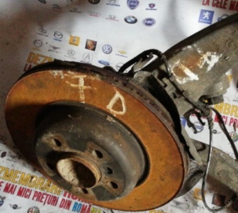 Fuzeta dreapta fata bmw seria 5 518d 520D f10 f11 motor N47D20C dezmembrez