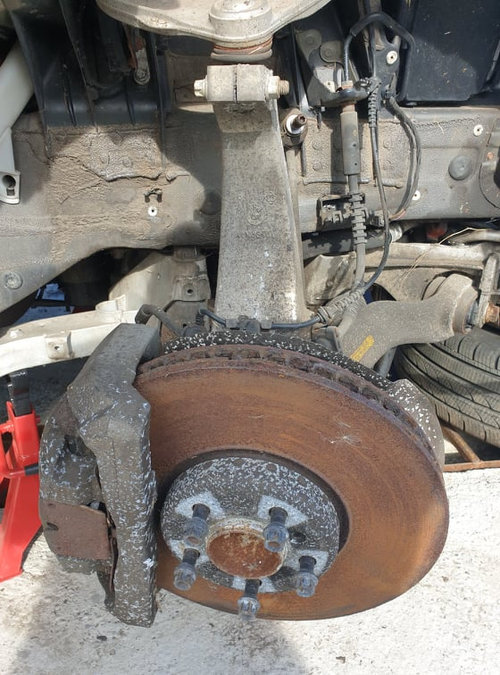 Fuzeta dreapta fata BMW Seria 5 GT F07 535d cod piesa : 6775768