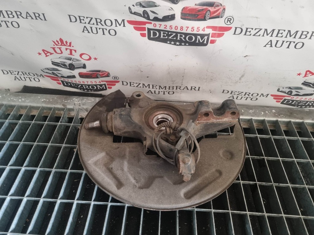 Fuzeta dreapta fata CITROËN DS5 Hatchback 2.0 HDi 163cp