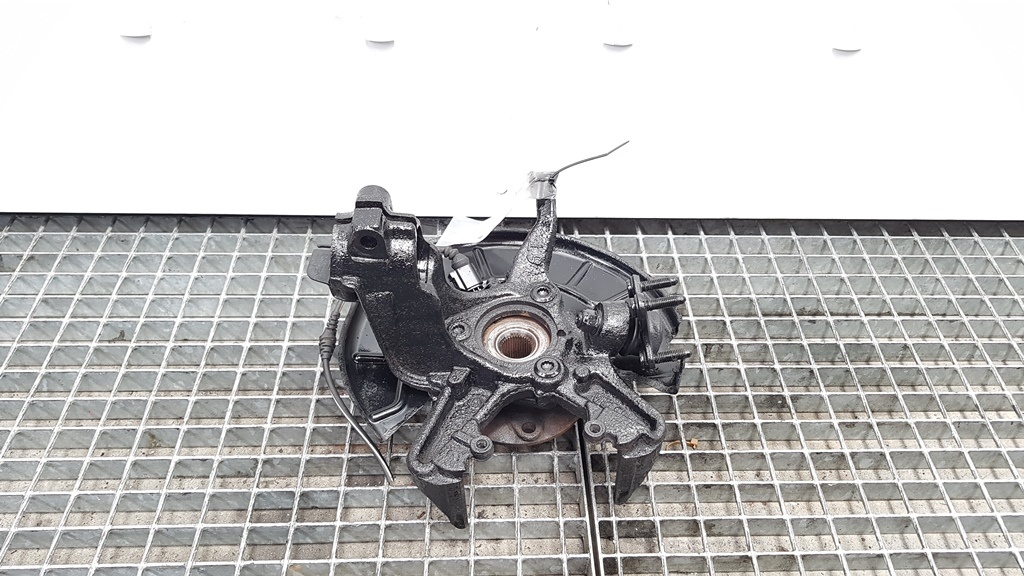 Fuzeta dreapta fata cu abs, Skoda Octavia 2 Combi (1Z5) 1.6 tdi (id:366889)