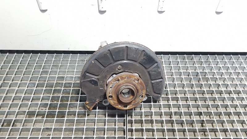 Fuzeta dreapta fata cu abs, Vw Passat Variant (365), 2.0 tdi, CFFB (id:370703)