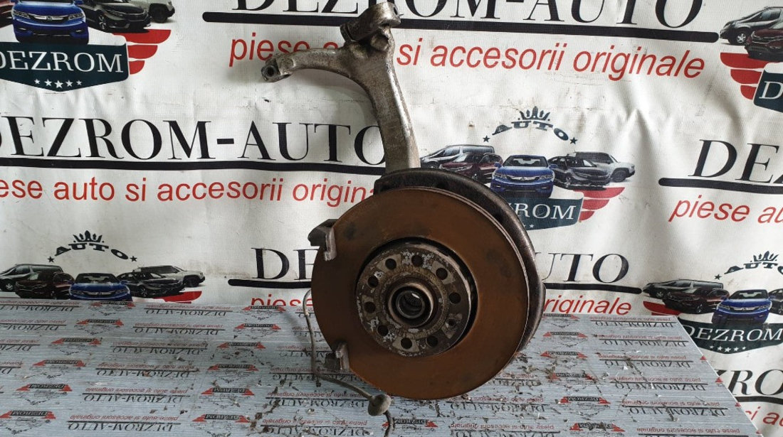 Fuzeta dreapta fata cu rulment si senzor Audi A4 B7 2.0 tdi 140 cai motor BLB cod piesa : 8E0407258F