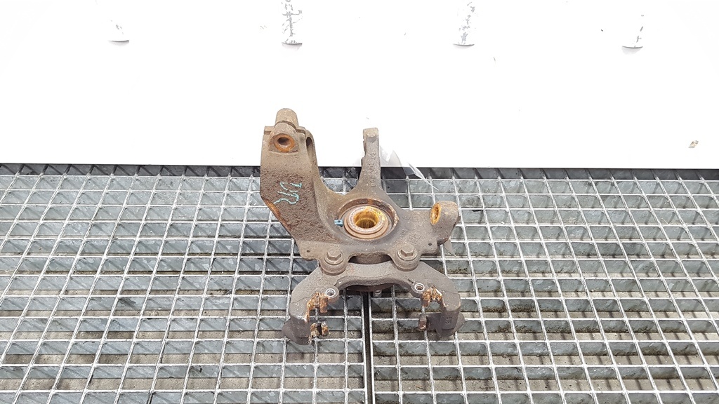 Fuzeta dreapta fata Ford Focus 2 (DA) 1.8 tdci, KKDA (id:385427)