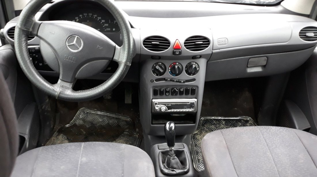 Fuzeta dreapta fata Mercedes A-CLASS W168 2001 M207H2 1.7 Cdi