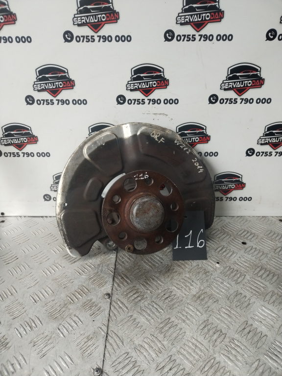 Fuzeta dreapta fata Mercedes-Benz E-Class (2009->) [W212] 2.2 Motorina 2014, A2124201244