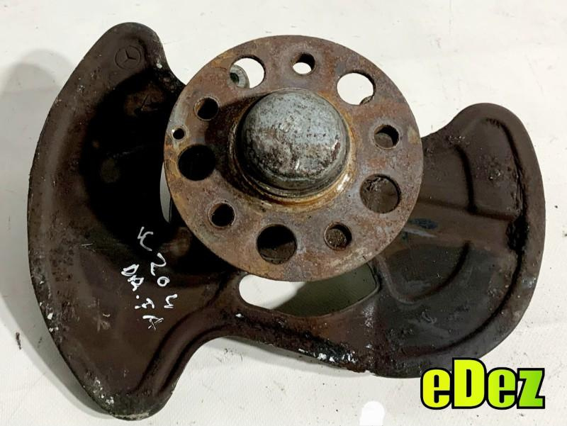 Fuzeta dreapta fata Mercedes C-Class (2007-2010) [W204] 2.2 cdti A651 911 A2044202644