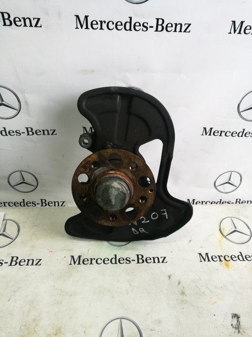 Fuzeta dreapta fata mercedes e class coupe w207