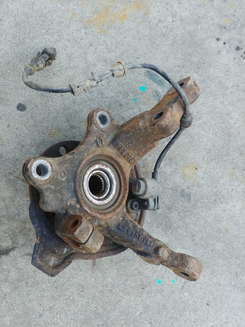 Fuzeta dreapta fata opel corsa c 1.0b gm9156141