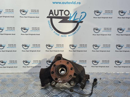 Fuzeta dreapta fata Opel Corsa D 2006-2010 1.2i 59 kw 80 cp; 1.0 ; 1.2; 1.4