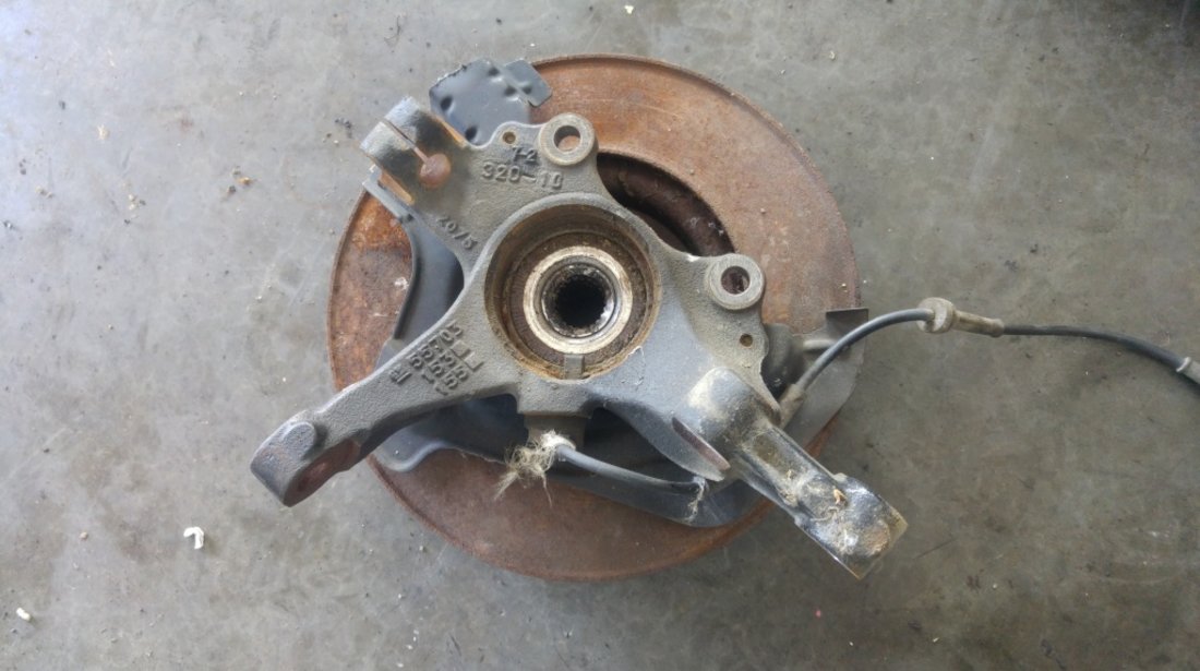 Fuzeta dreapta fata opel corsa d 55703153