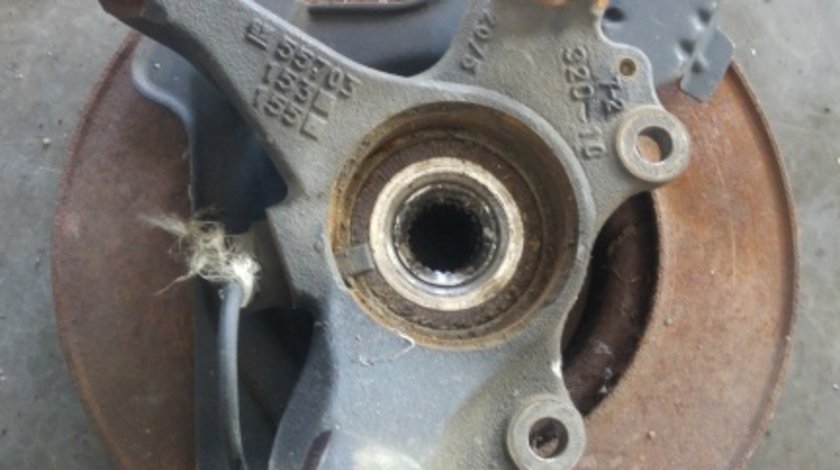 Fuzeta dreapta fata opel corsa d 55703153