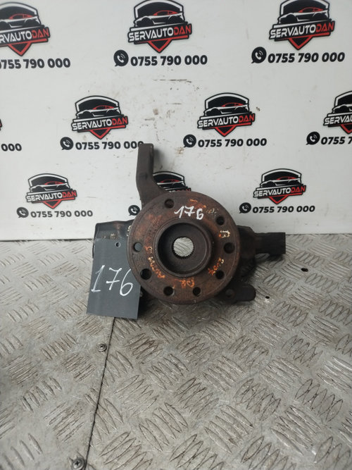 Fuzeta dreapta fata Opel Zafira B (2005-2014) 1.9 Motorina 2007, 13197801