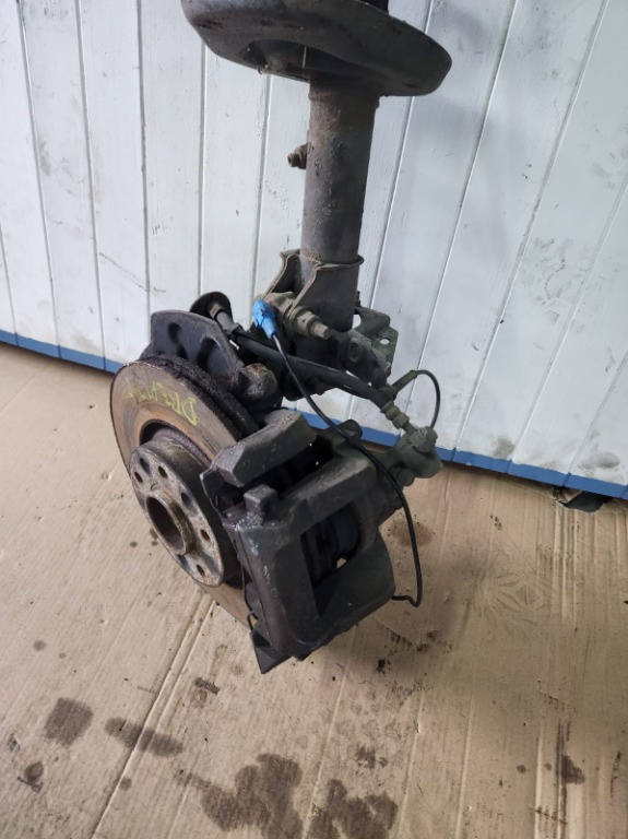 Fuzeta dreapta fata Peugeot 508 2.0 HDI 2011 2012 2013 2014 2015