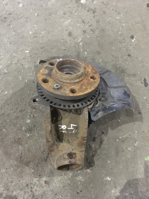 Fuzeta dreapta fata Skoda Octavia [1996 - 2000] Liftback 5-usi 1.8 T MT (150 hp) (1U2)