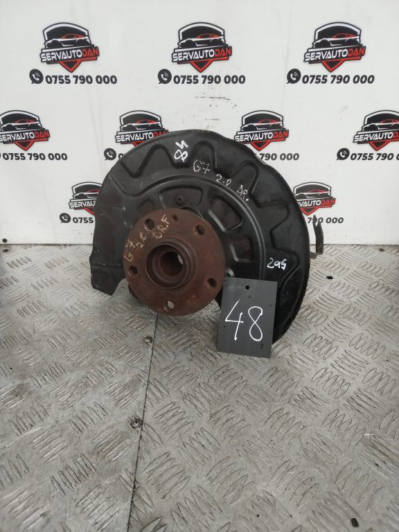 Fuzeta dreapta fata Volkswagen Golf 7 (2012-2017) 2.0 Motorina 2014