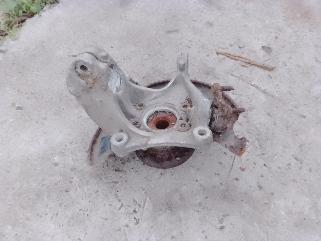 Fuzeta dreapta fata Volkswagen Passat CC 2.0 Motorina 2013