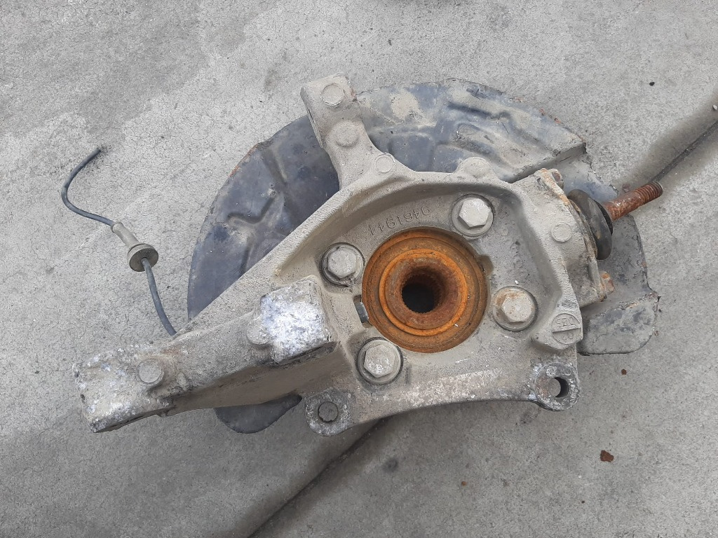 Fuzeta dreapta fata volvo s80 9461944